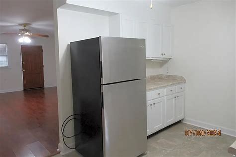 hotel sumter sc downtown|326 W Hampton Ave Apartment Unit 5 .